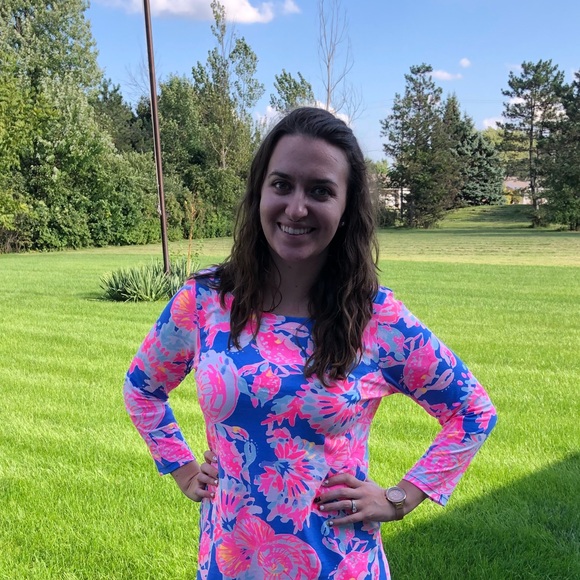 Meet your Posher, Emily - Picture 1 of 1